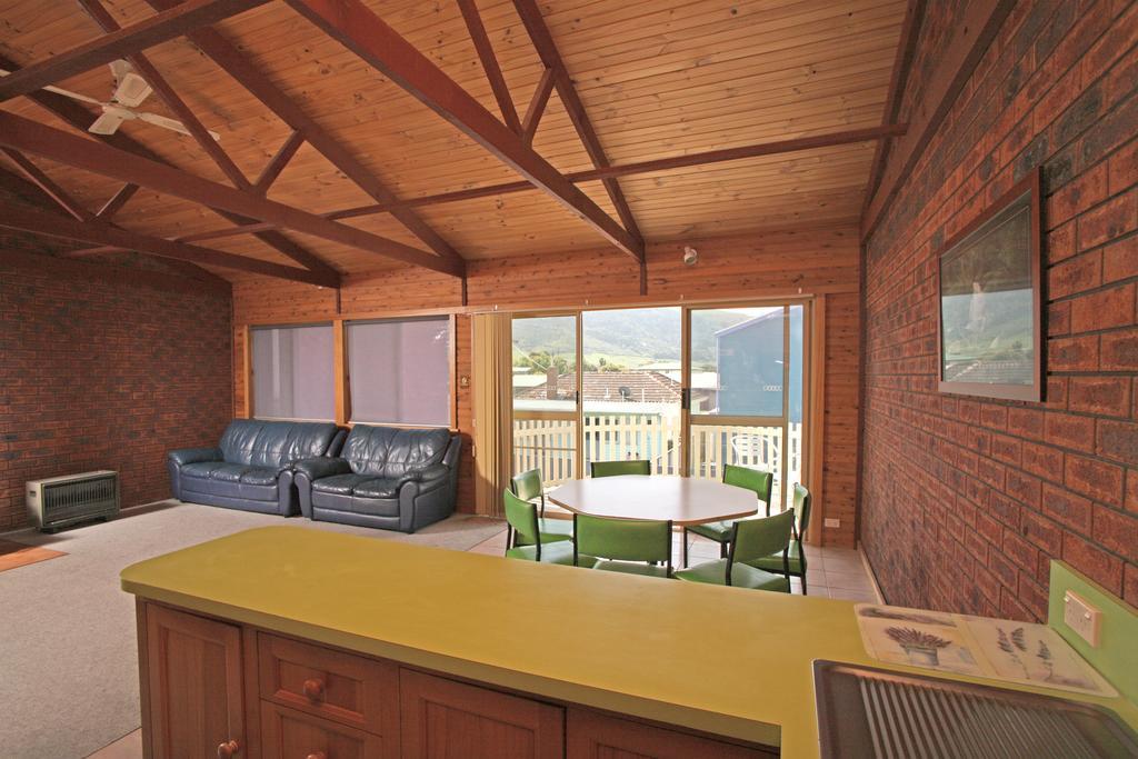 Apollo Bay Backpackers Lodge المظهر الخارجي الصورة